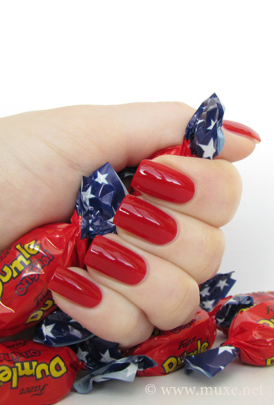 OPI NL N25 Big Apple Red swatch