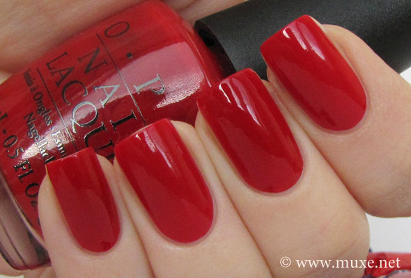 сравнение свотч - OPI Big Apple Red и Sephora Cherry Popsicle