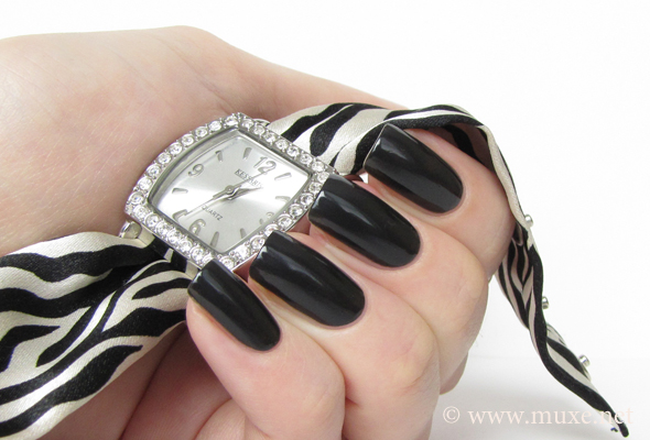 Suzi Skis in the Pyrenees OPI swatch Suzi Skis in the Pyrenees - OPI swatch