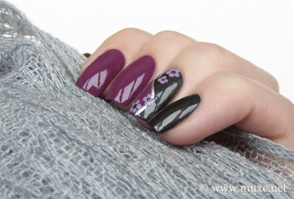 Black and Purple nails