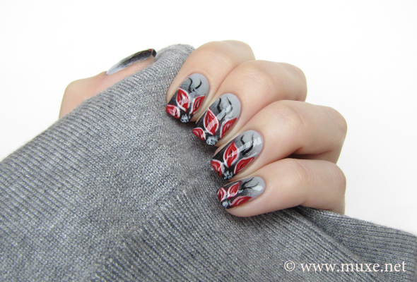 Grey gradient nails