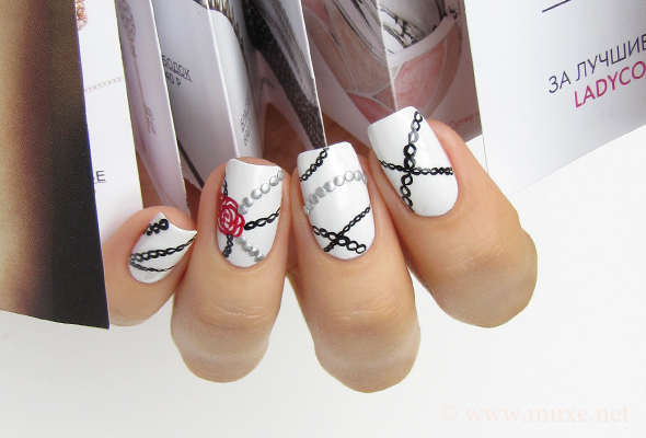 White and black nails design